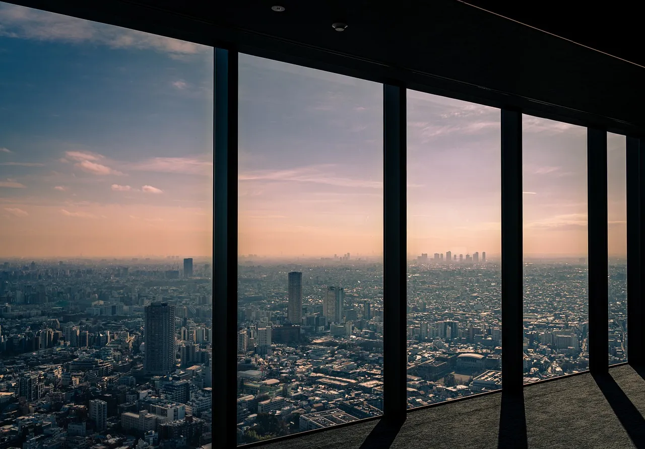 Minimalist-Design-Trends_-How-Ultra-Slim-Aluminum-Sliding-Windows-Maximize-Views-and-Natural-Light